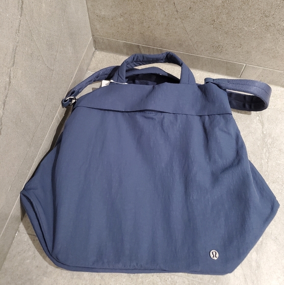 BNWT On My Level Bag 19L